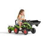 Tractor de pedales Claas Arion 410 con pala y remolque